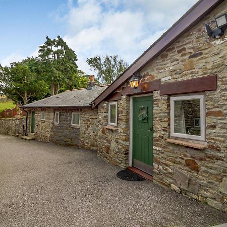 Caner Bach Lodge Bridgend  Exterior foto