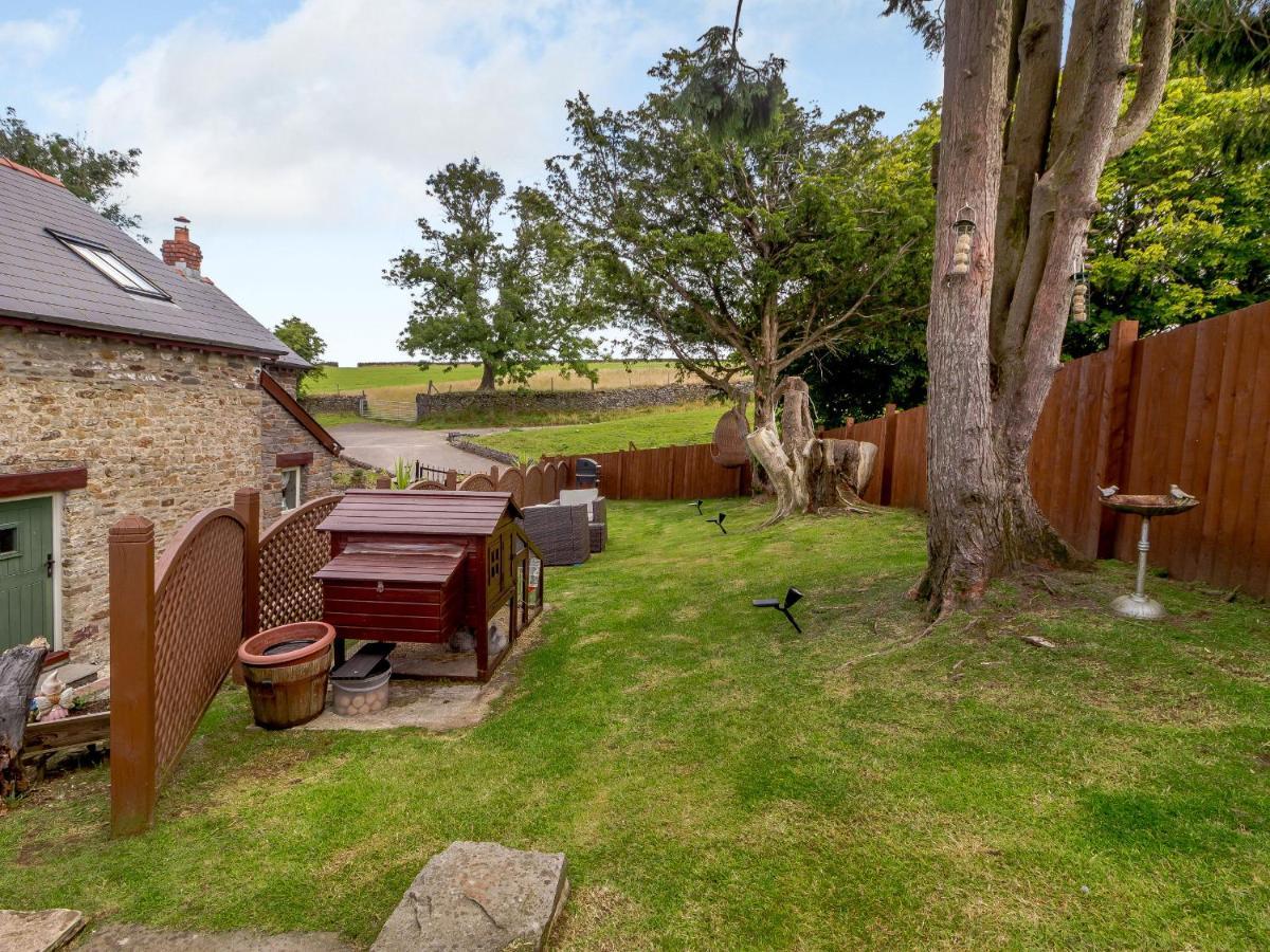 Caner Bach Lodge Bridgend  Exterior foto